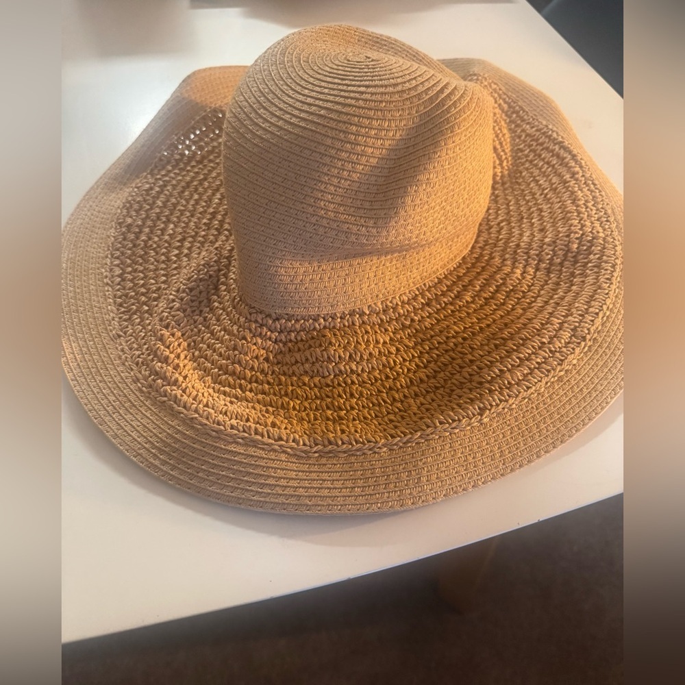 J. Crew Classic Tan Straw Hat - Picture 2 of 4